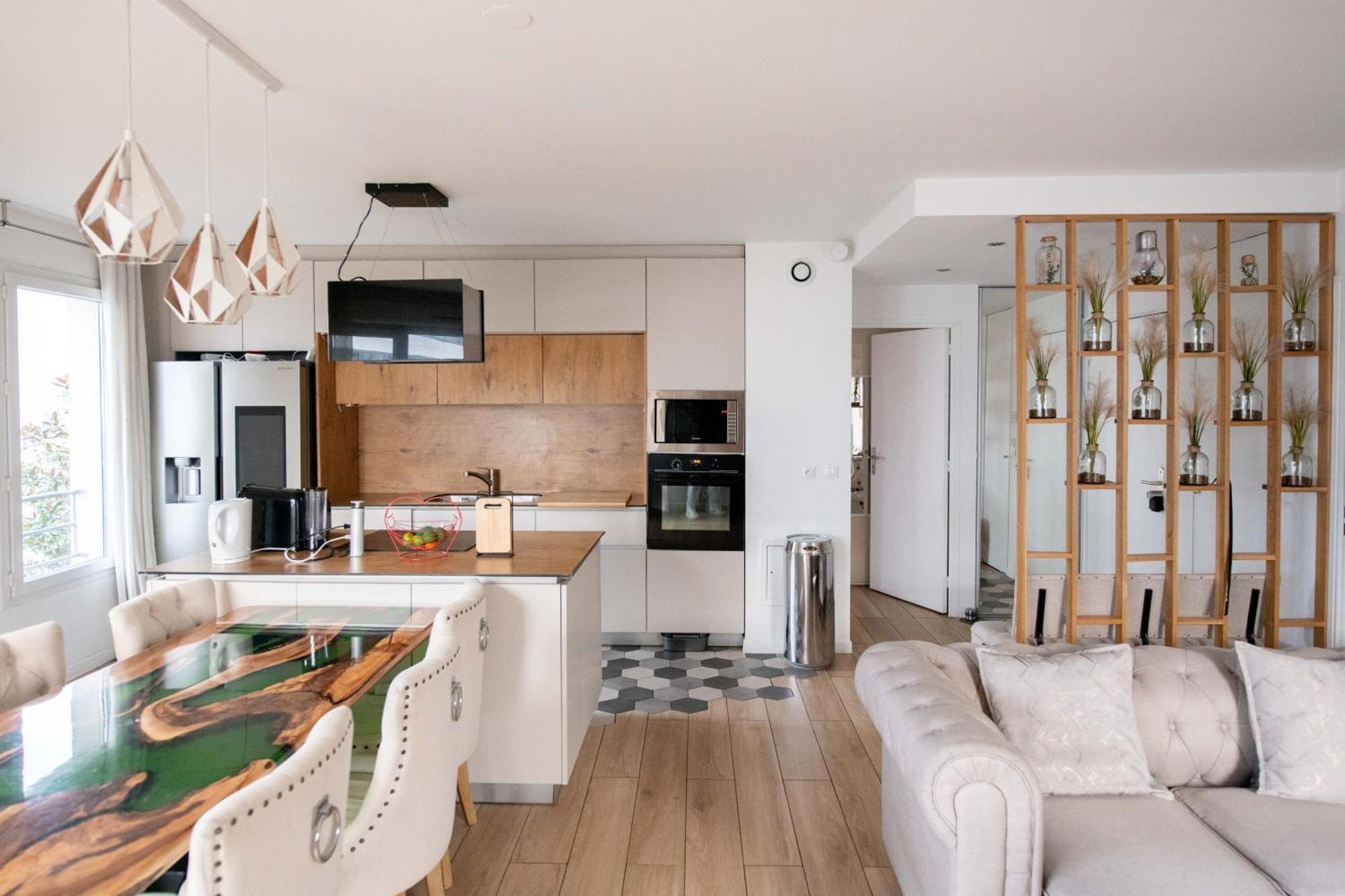 Ferienwohnung Elise De Roche Equipe Balcon Parking Rer B Le Bourget Exterior foto